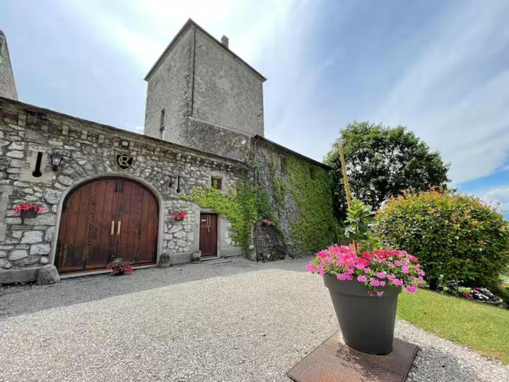 Chateau De La Rive - Suite Prestige - Chambre 2 Personnes Cruet Extérieur photo